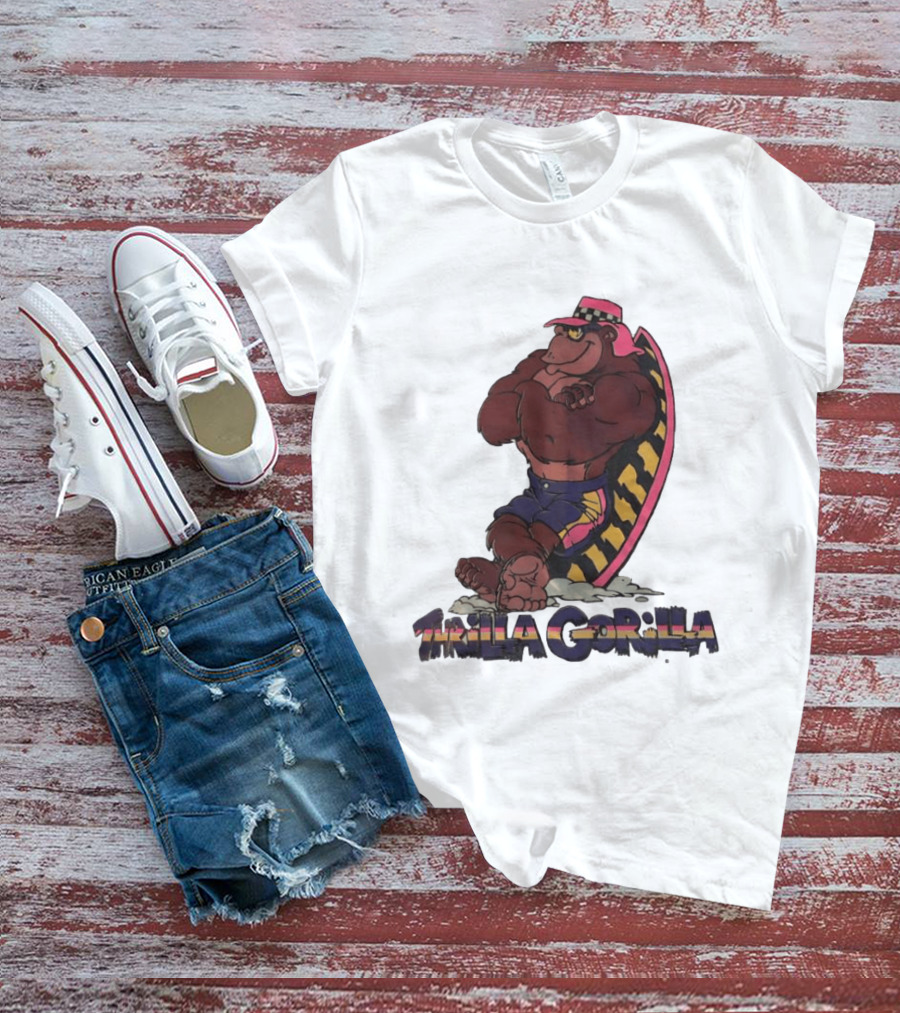 Thrilla Gorilla Town And Country Surf Checkered Hat Surfboard T-Shirt