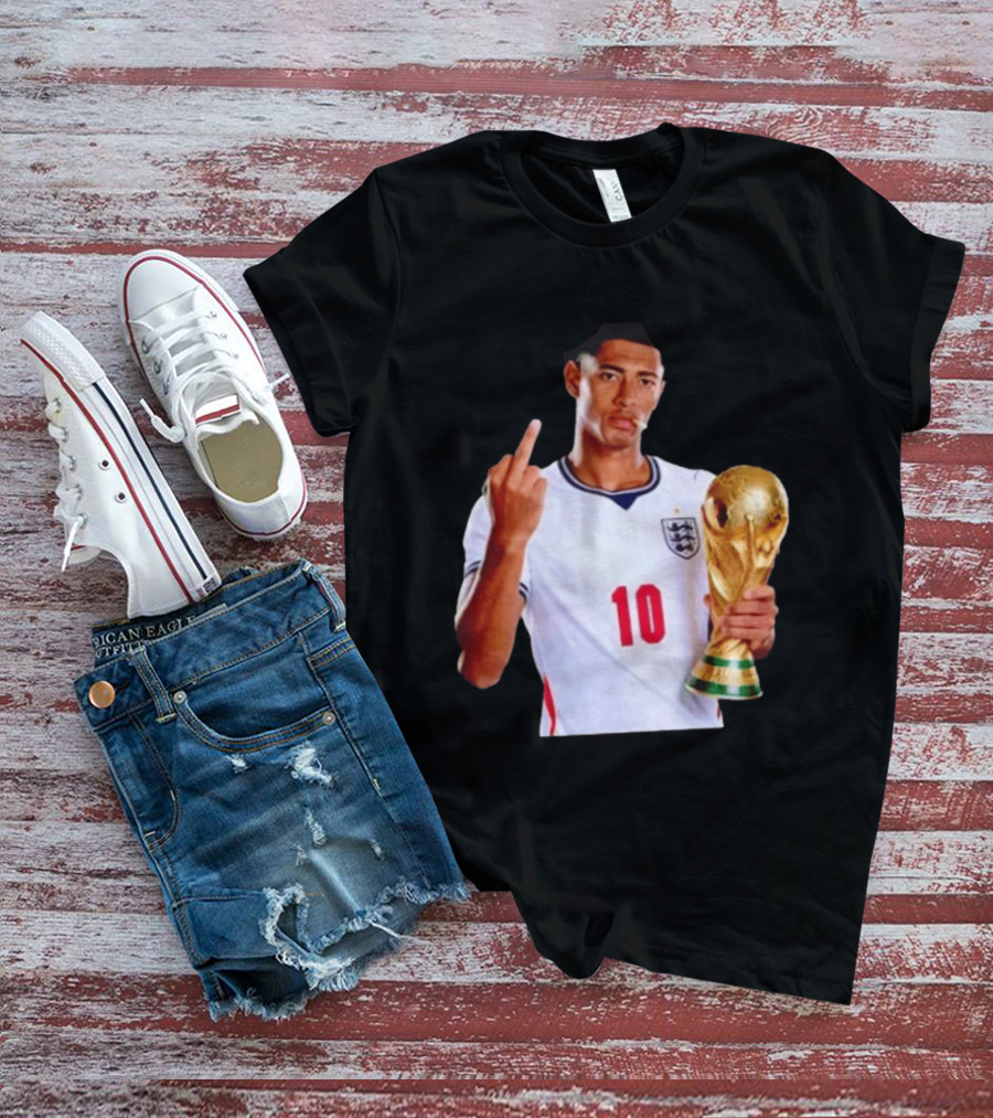 Jude Bellingham England World Cup Trophy Pose T-Shirt