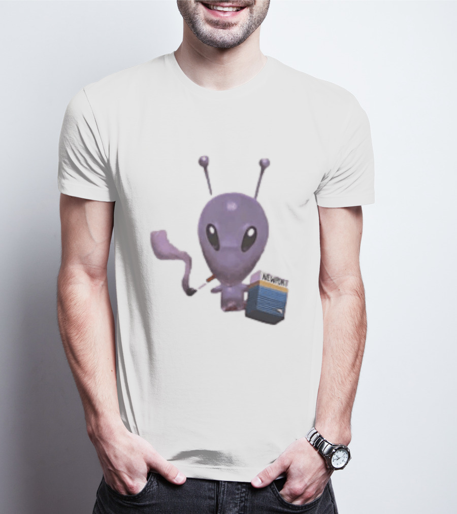 Alien Holding Newport Cigarette Pack Smoking Space Travel T-Shirt