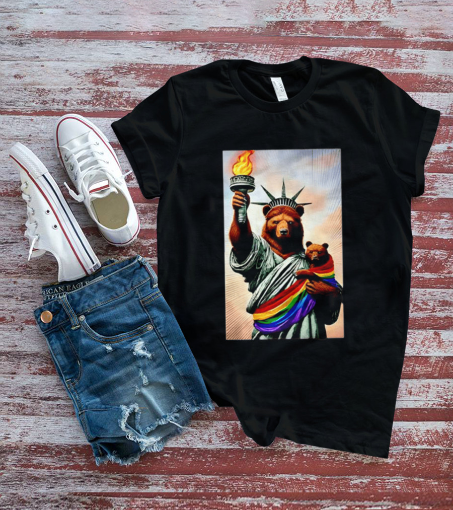 Bear Statues Liberty Rainbow Pride Torch T-Shirt