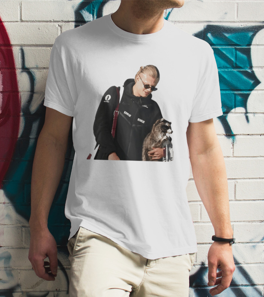 Erling Haaland Raccoon Meme Football KIWI K SPACE Texas T-Shirt
