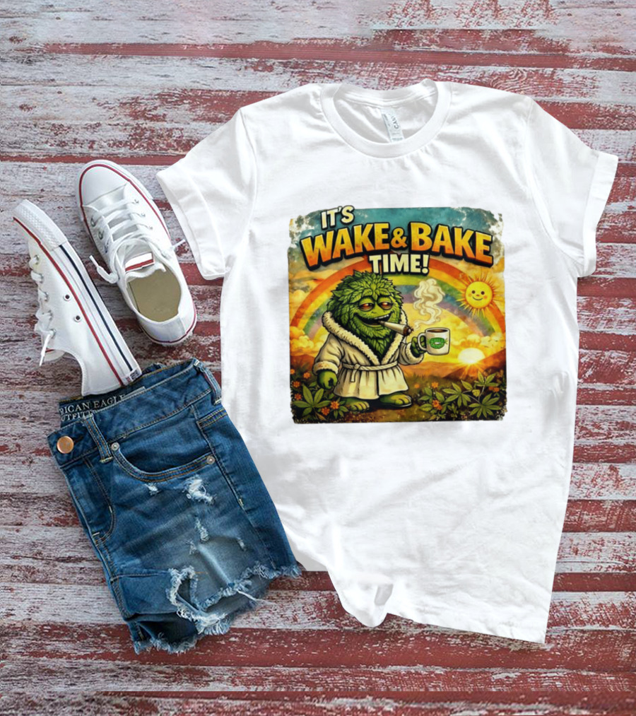 It's Wake And Bake Time Chief Greenbud Smoking Rainbow Sun Cannabis T-Shirt
