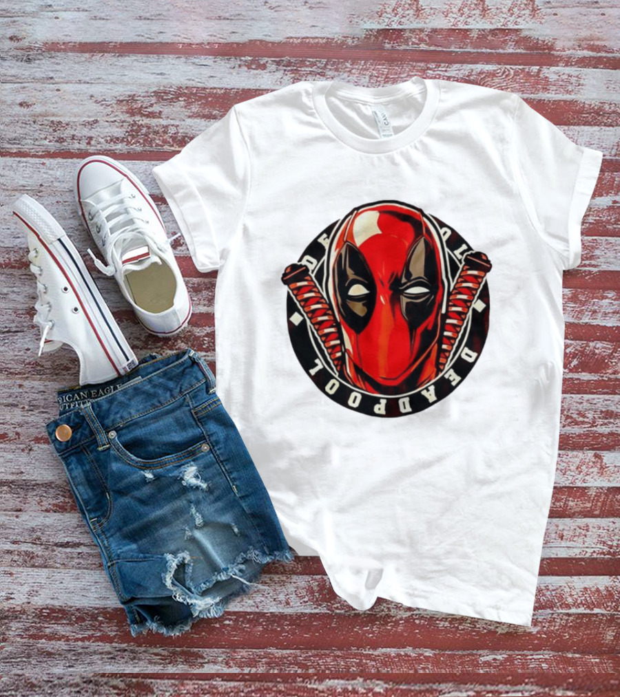 Deadpool Marvel Comics Mask Katana Swords T-Shirt