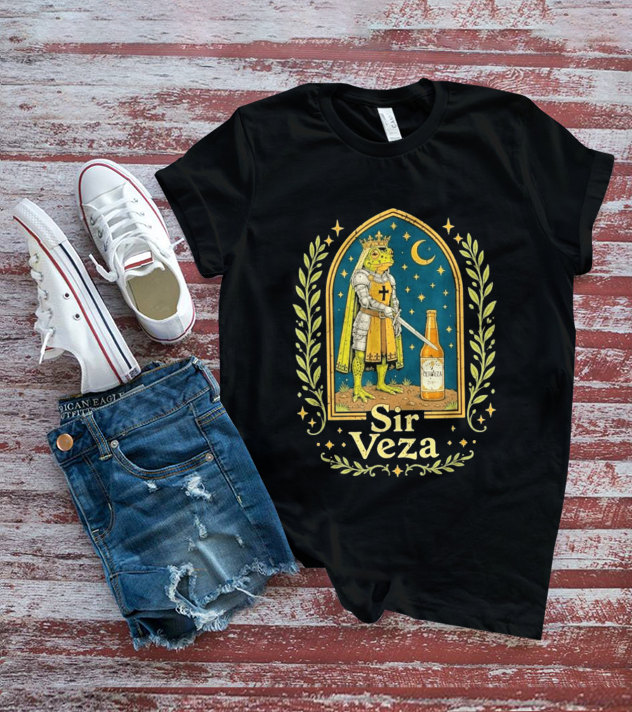 Sir Veza Frog Knight Medieval Pun Cerveza Bottle T-Shirt