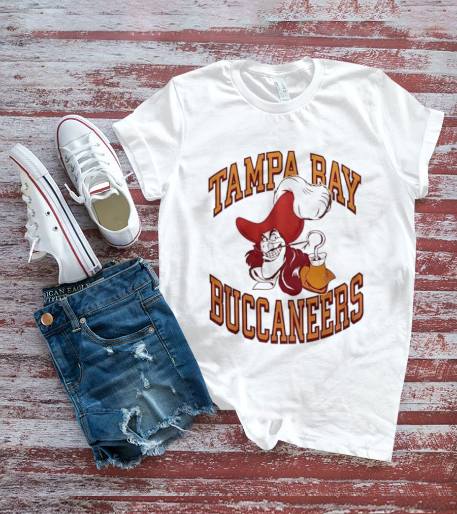 Captain Hook Tampa Bay Buccaneers Pirate T-Shirt