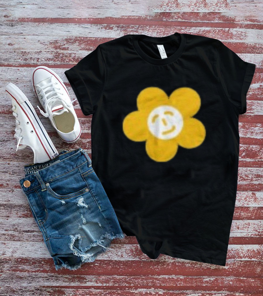 Paperboxmart Store Smiling Yellow Flower Face T-Shirt