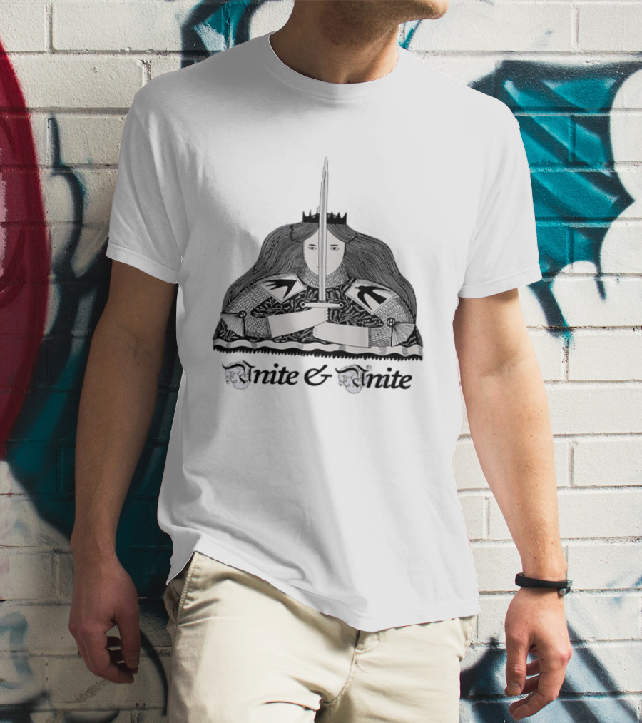 Unite And Unite Queen With Sword Medieval Armor Holding Blade T-Shirt