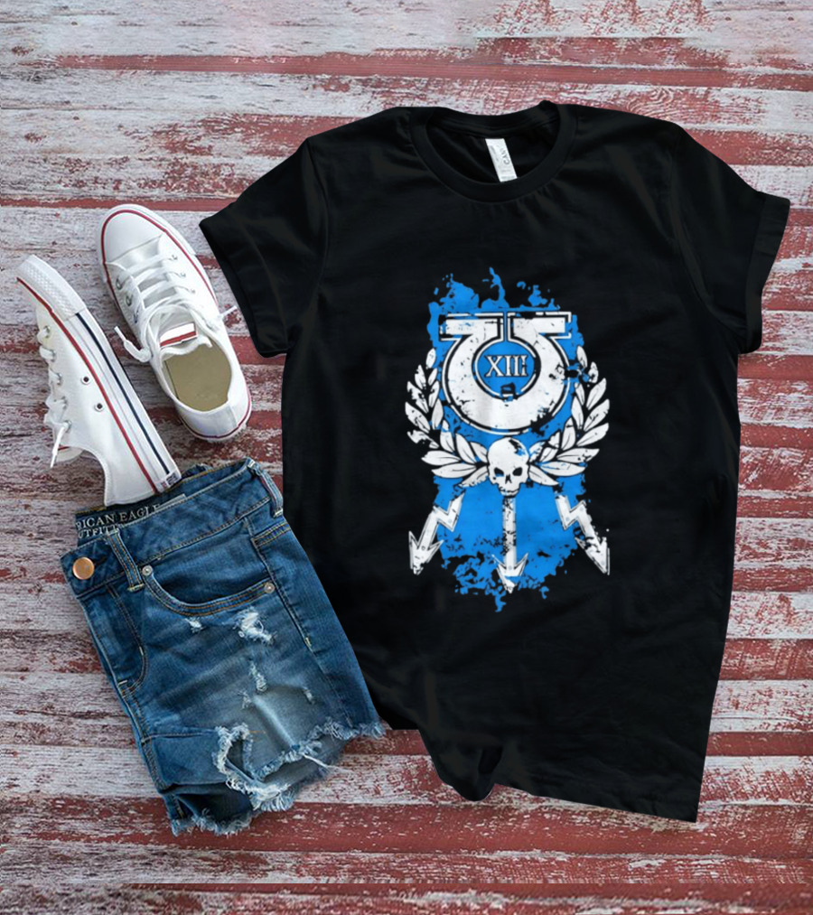 XIII Ultramarines Distressed Warhammer 40k Skull Lightning Laurel T-Shirt
