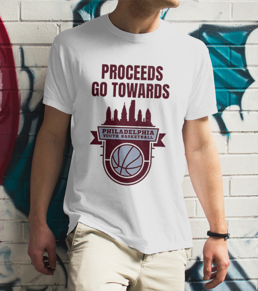 Philadelphia Youth Basketball Supporting Skyline And Ball T-Shirt