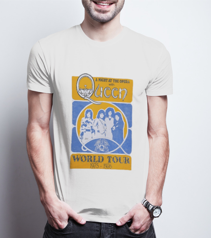 Queen A Night At The Opera World Tour 1975 1976 Vintage Band Photo T-Shirt
