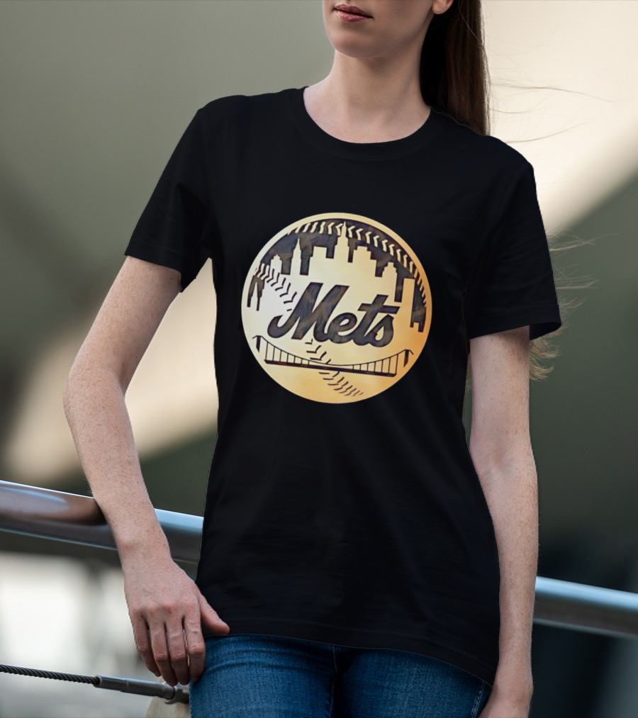 New York Mets Baseball Skyline Bridge MLB T-Shirt
