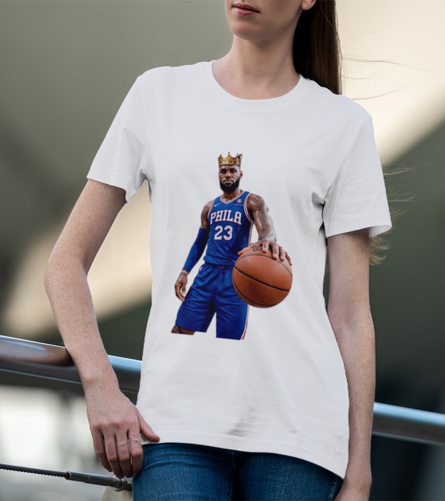 LeBron James King Crown Dribbling Philadelphia 76ers Basketball Player 23 Phila T-Shirt