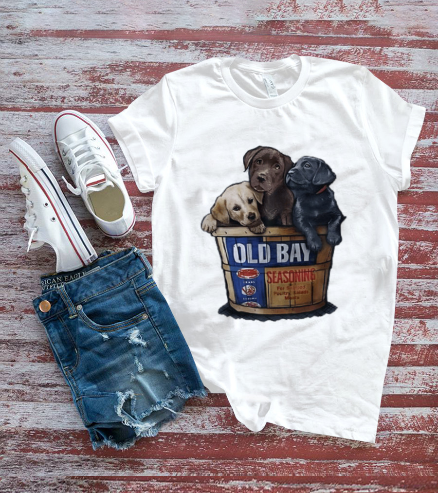 Old Bay Seasoning Labrador Puppies In Bushel Basket For Seafood Poultry Salads Meats T-Shirt