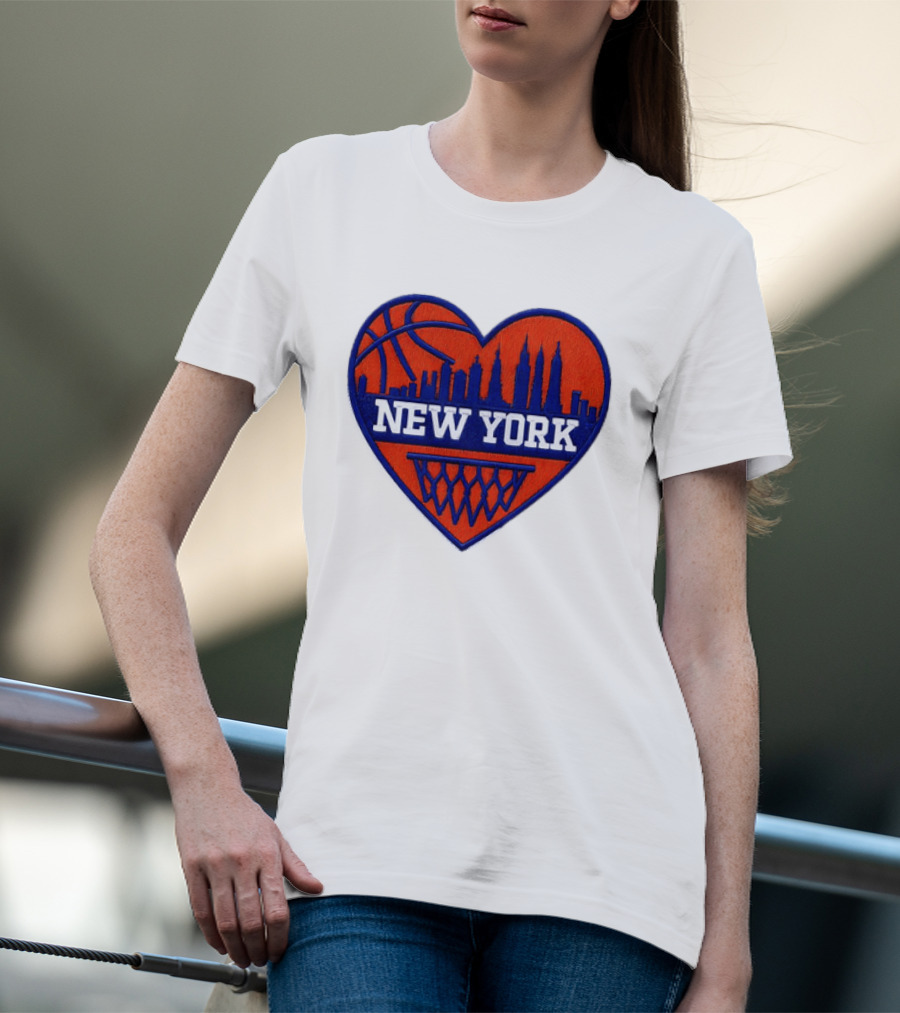 New York Knicks Heart Skyline Basketball Hoop T-Shirt