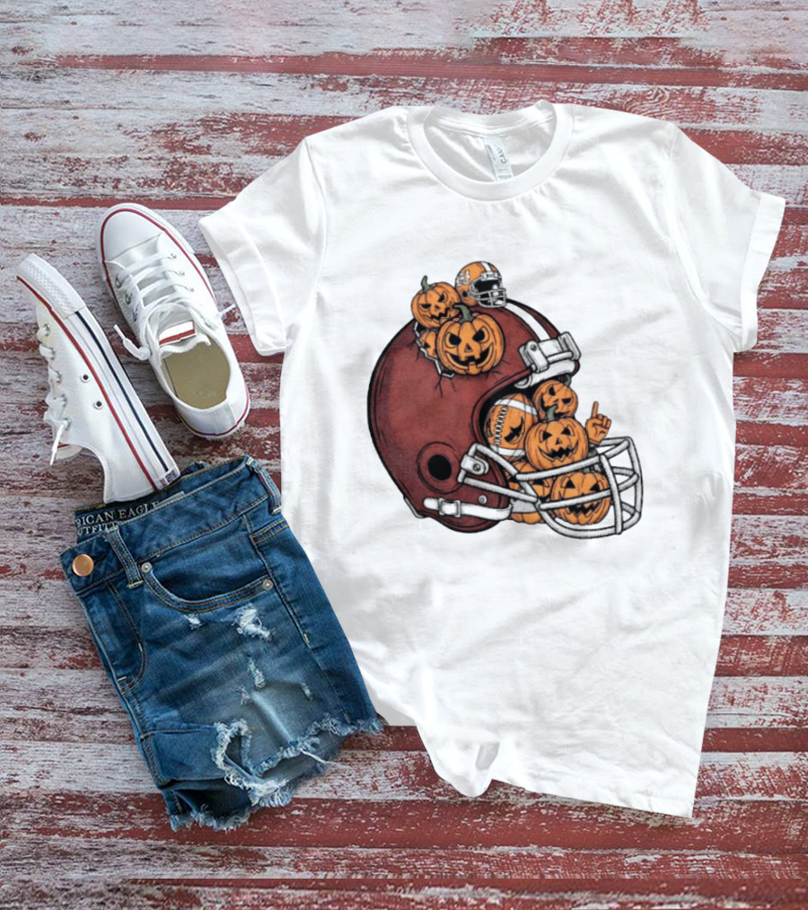 Cleveland Browns Halloween Pumpkin Football Helmet T-Shirt