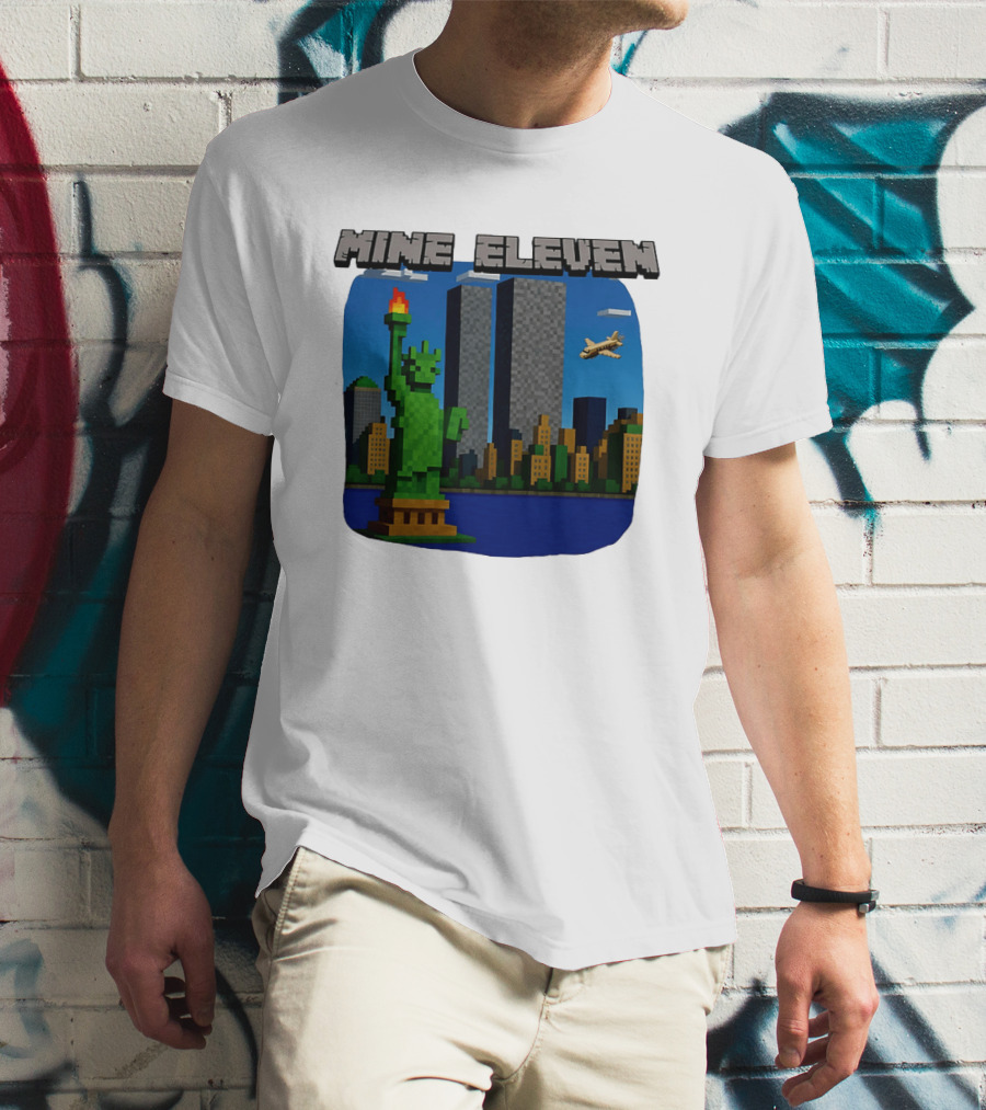 Mine Eleven Pixel City Statue Vector World Twin Towers Scene T-Shirt