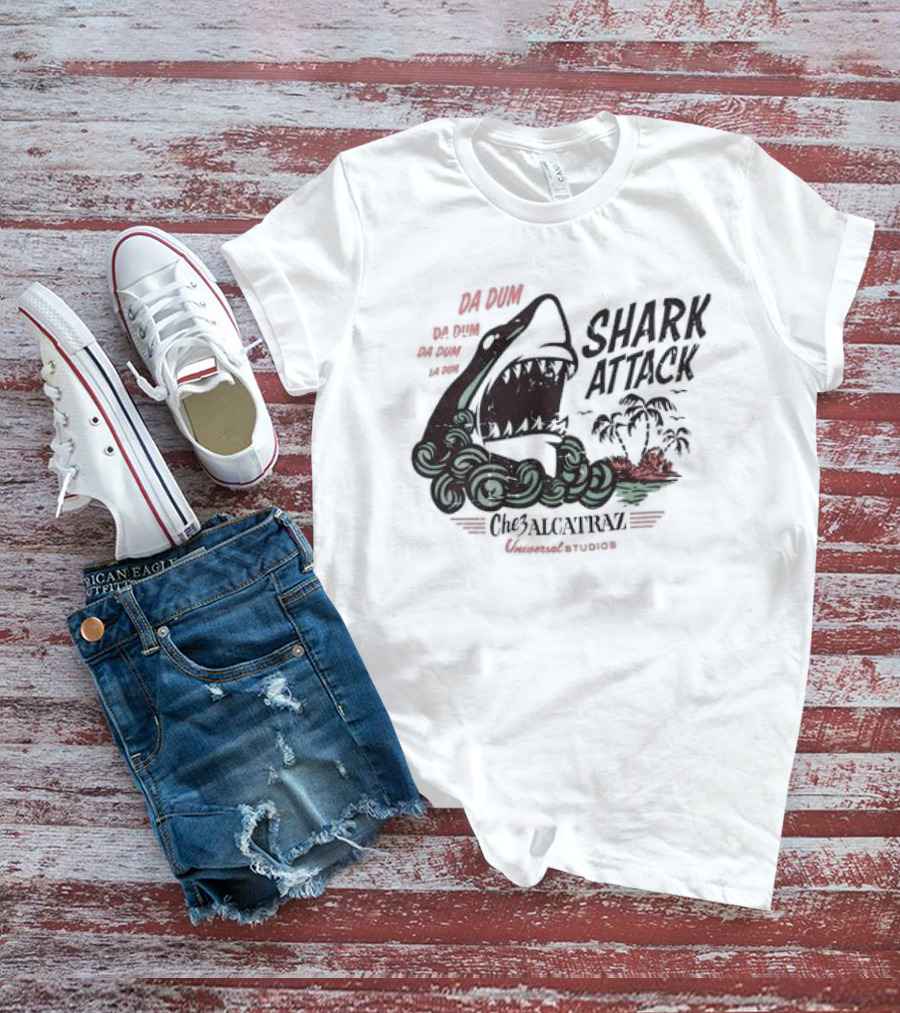 Big Wave Shark Attack Che Alcatraz Island California Adventure T-Shirt