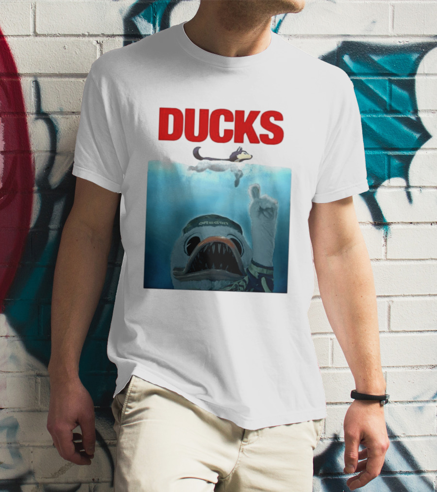 Oregon Ducks Jaws Parody With Washington Huskies Rivalry T-Shirt