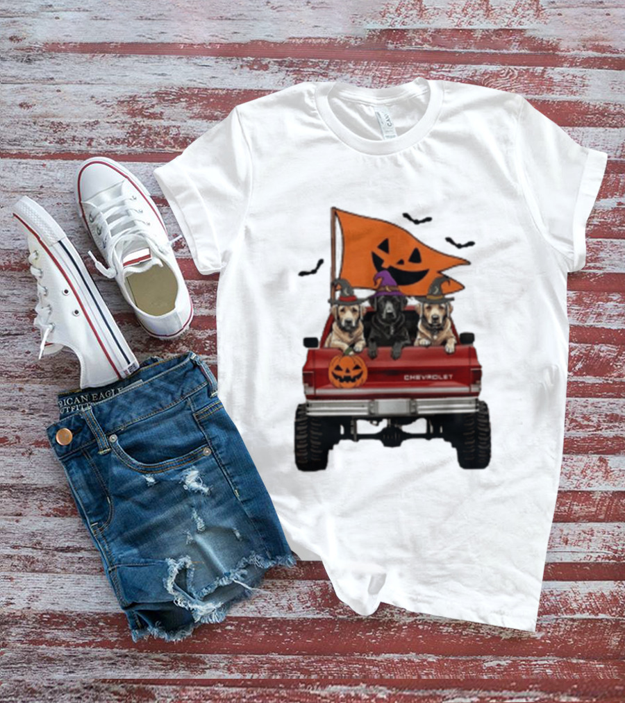 Chevrolet Halloween Dogs In Truck With Pumpkin And Bats T-Shirt