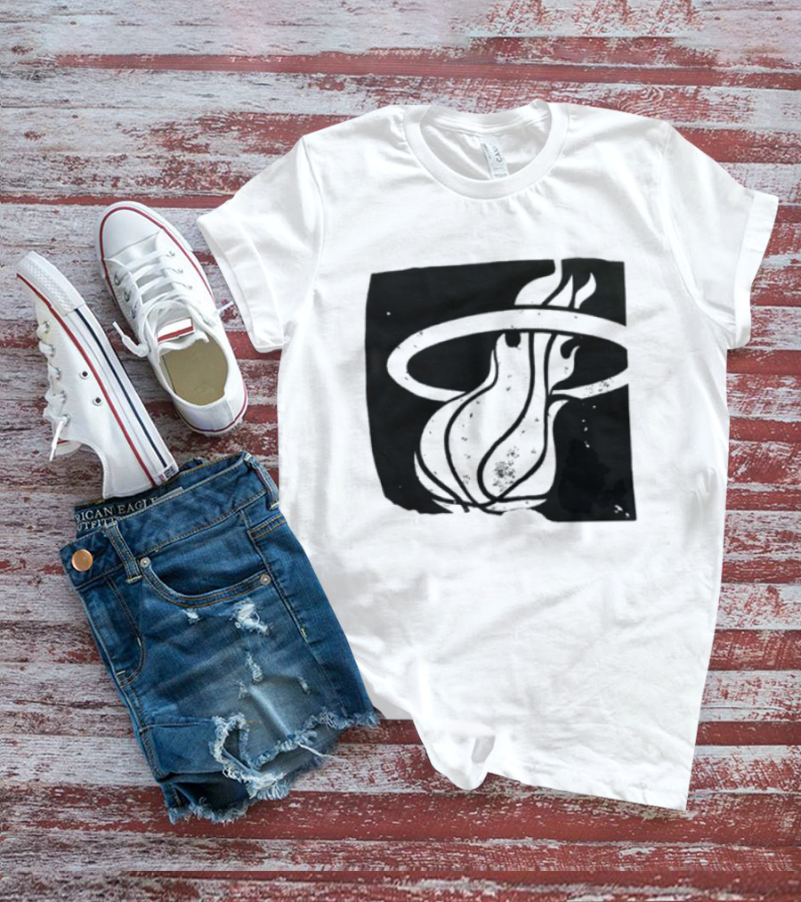 Miami Heat Basketball NBA Iconic Flaming Ball T-Shirt