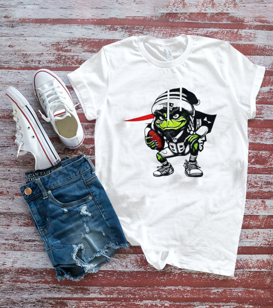 New England Patriots Grinch Christmas Football Collaboration T-Shirt
