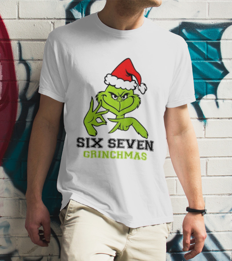 Grinch Santa Hat Six Seven Grinchmas Christmas 2025 Festive T-Shirt