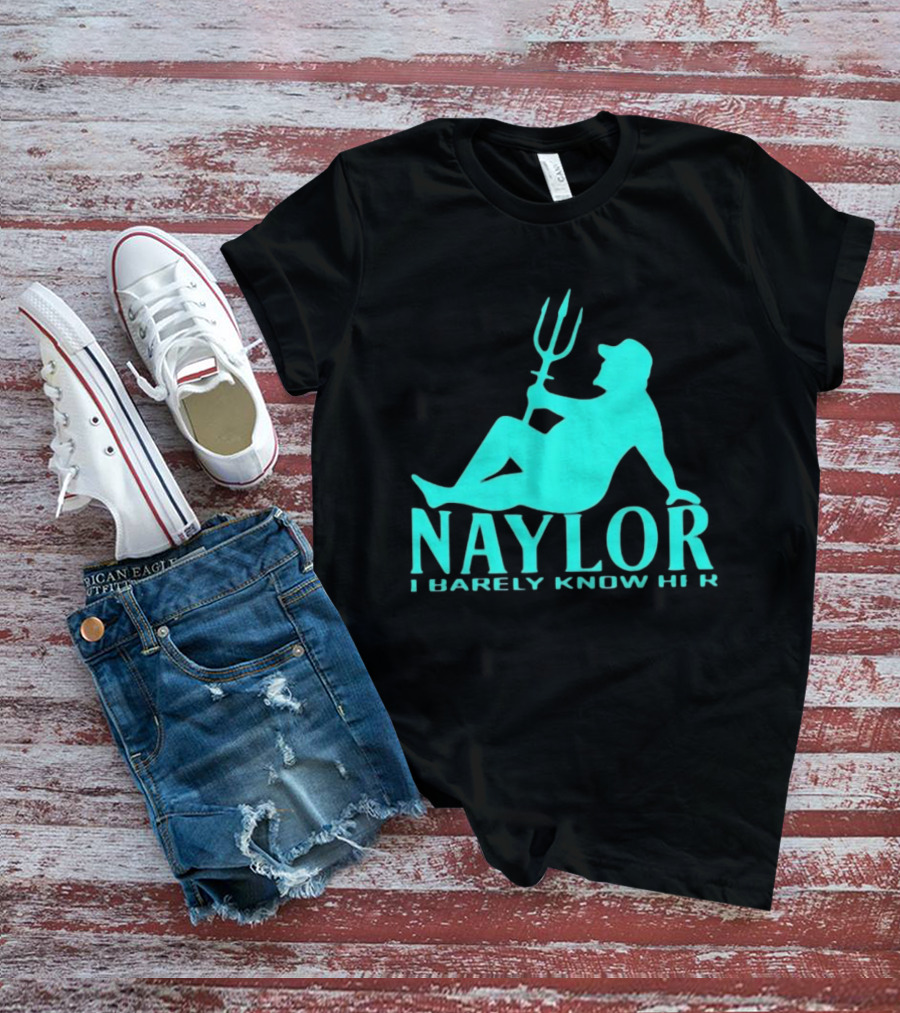 Naylor I Barely Know Her Mariners Trident Pose T-Shirt