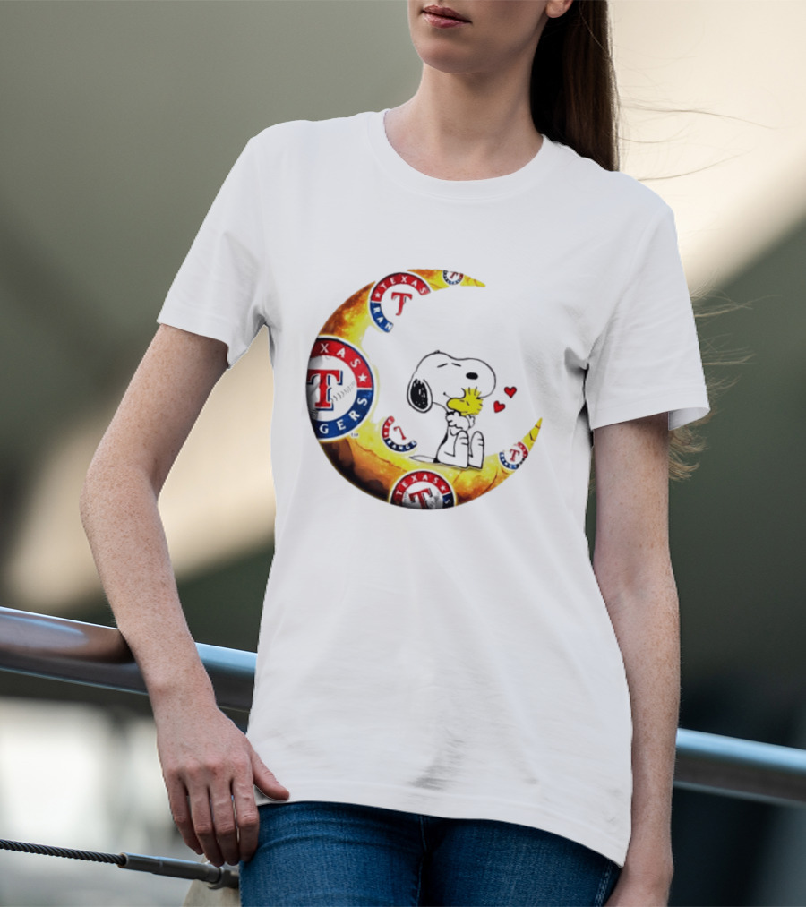 Snoopy Woodstock Texas Rangers Moon Baseball Fan Celebration T-Shirt