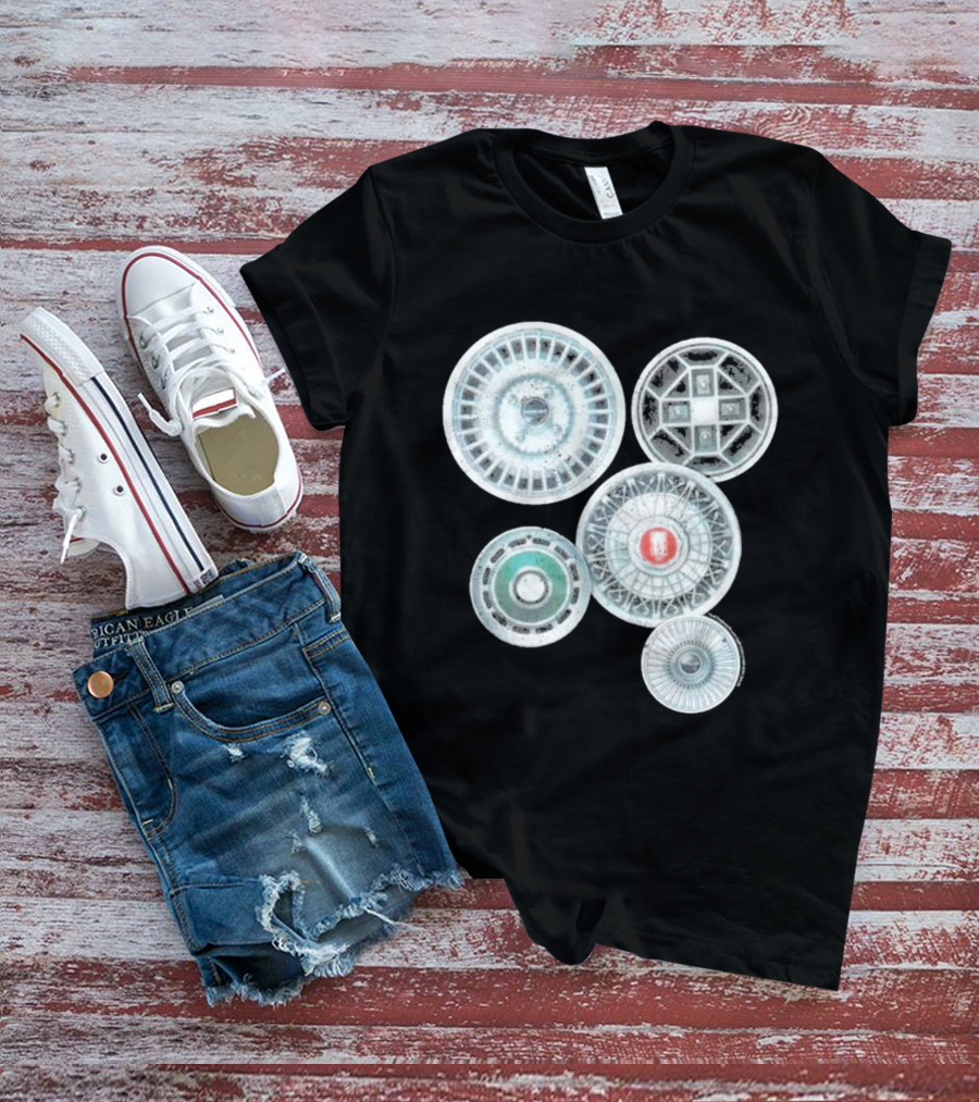 Vintage Ford Hubcaps Collection Classic Car Enthusiast Retro Wheels T-Shirt