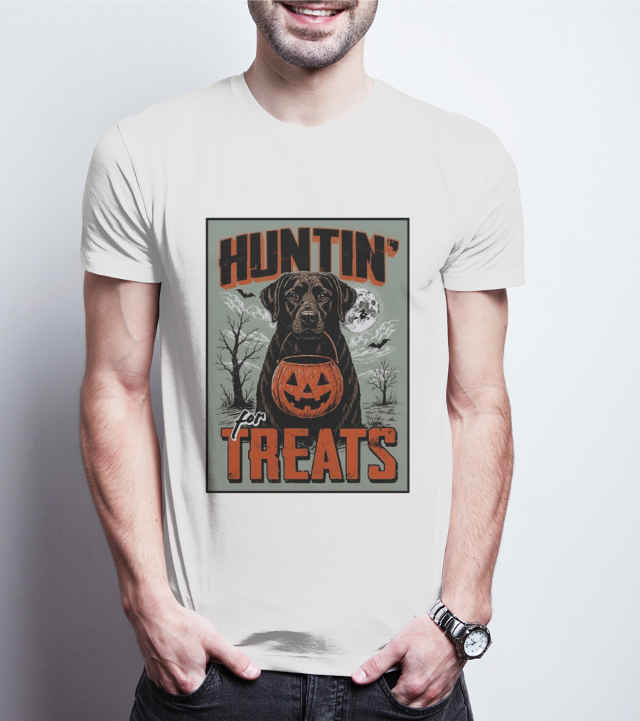 Black Labrador Huntin' For Treats Halloween Dog Moon And Jack O' Lantern T-Shirt