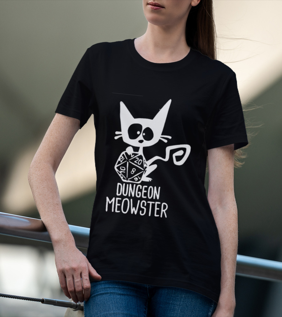 Dungeon Meowster Cat Holding D20 Dice Dungeons And Dragons T-Shirt