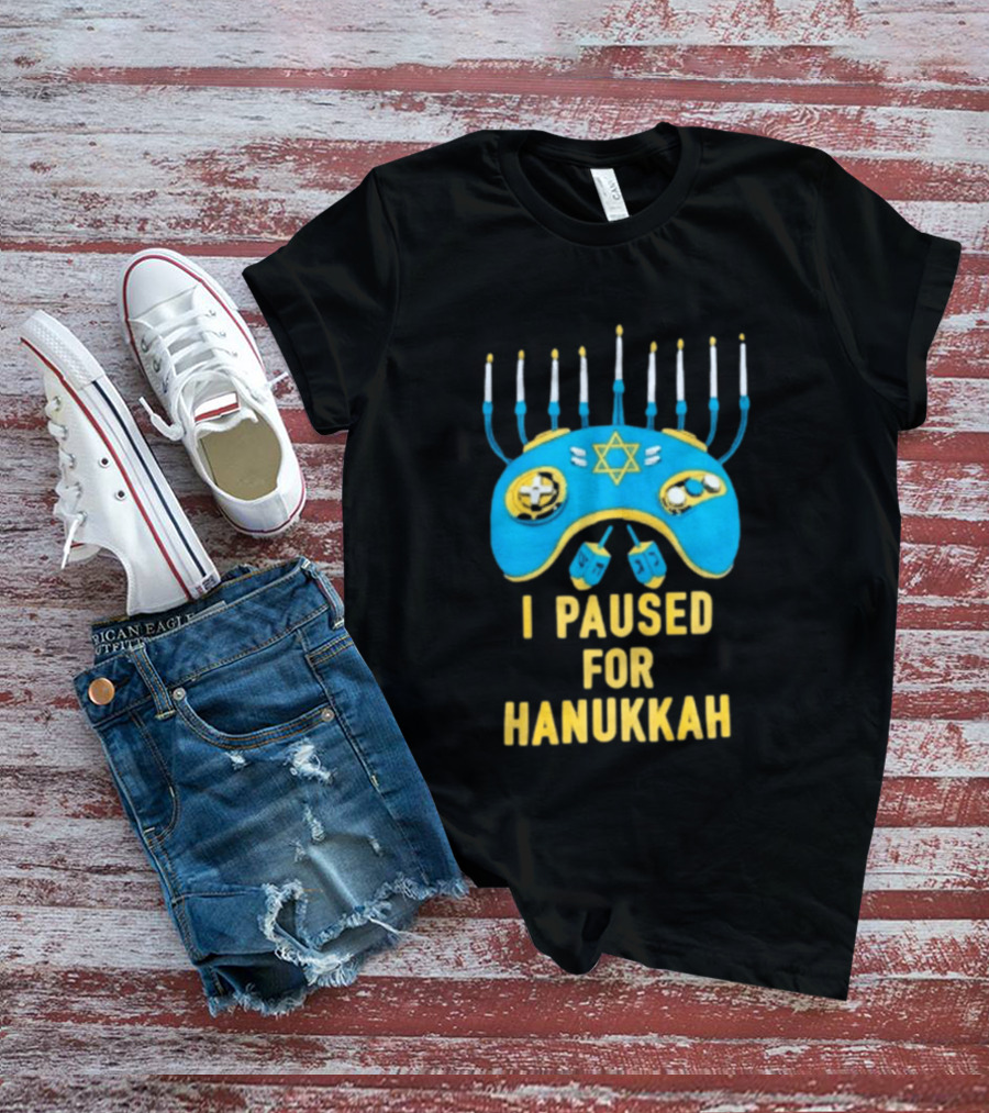 I Paused For Hanukkah Menorah Gaming Controller Star Of David T-Shirt