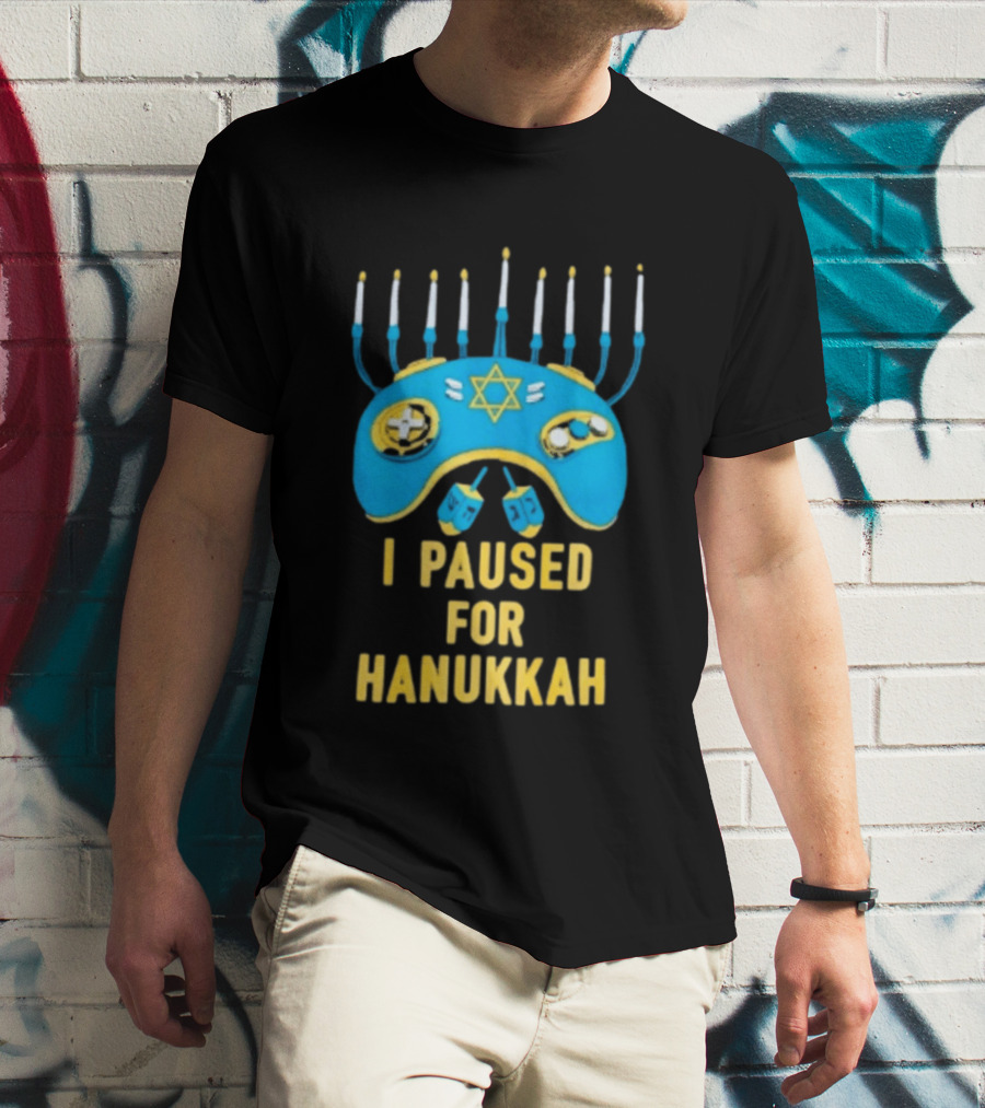 I Paused For Hanukkah Menorah Gaming Controller Star Of David T-Shirt