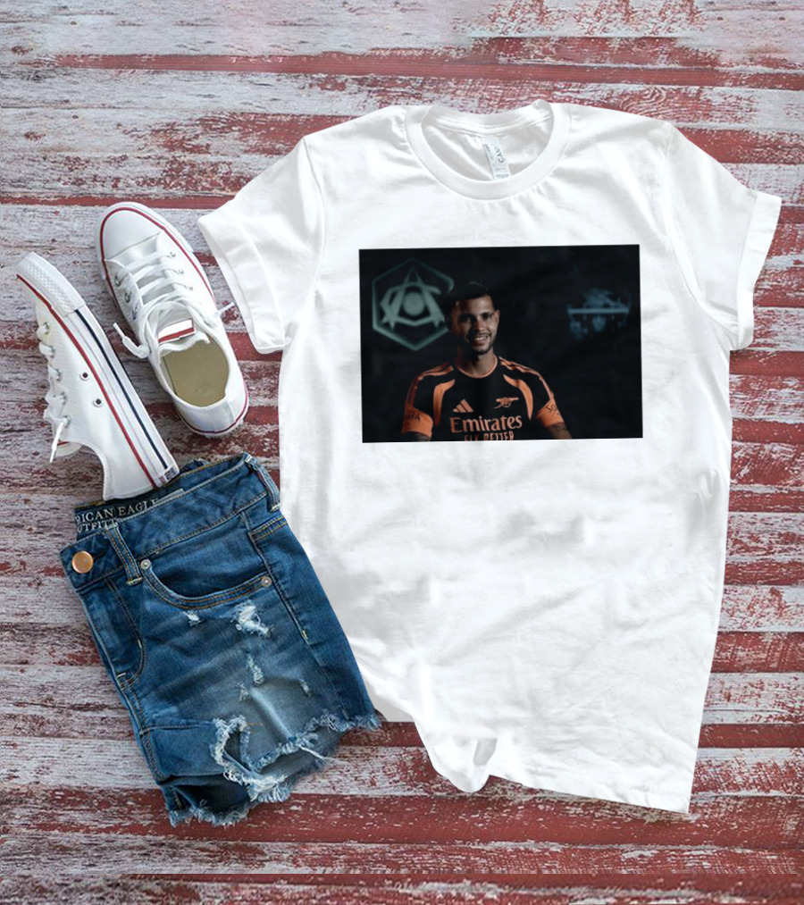 Emirates Fly Better Arsenal Move Ambitions Guimarães SOPHIA T-Shirt