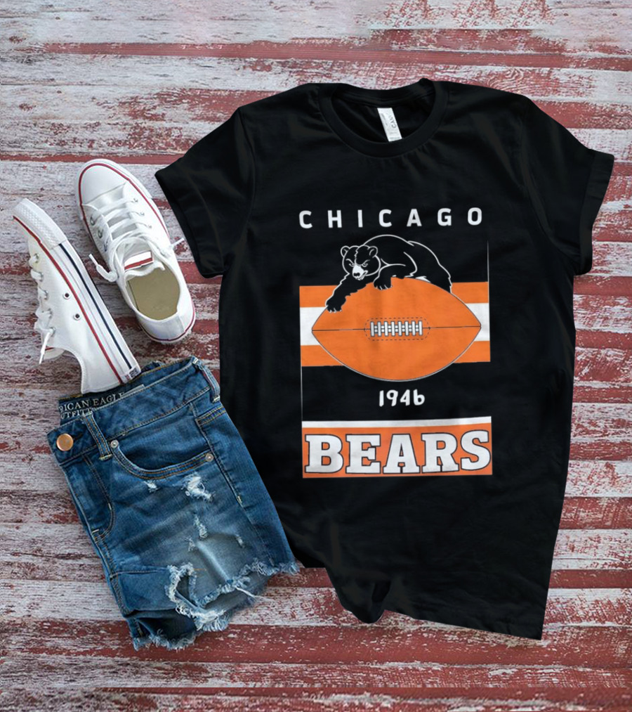 Chicago Bears 1946 Football Vintage Team History T-Shirt