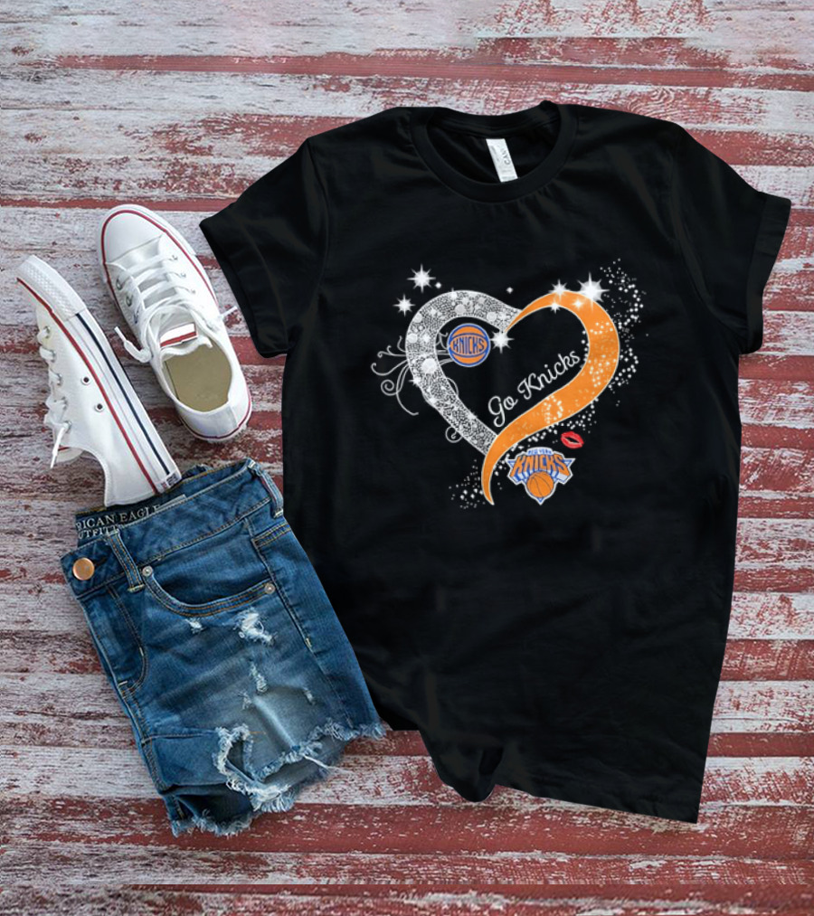 New York Knicks Heart Sparkle Go Knicks Basketball NBA Kiss T-Shirt
