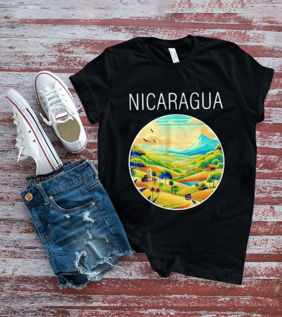 Nicaragua Scenic Landscape Central America Vibrant Mountain View T-Shirt