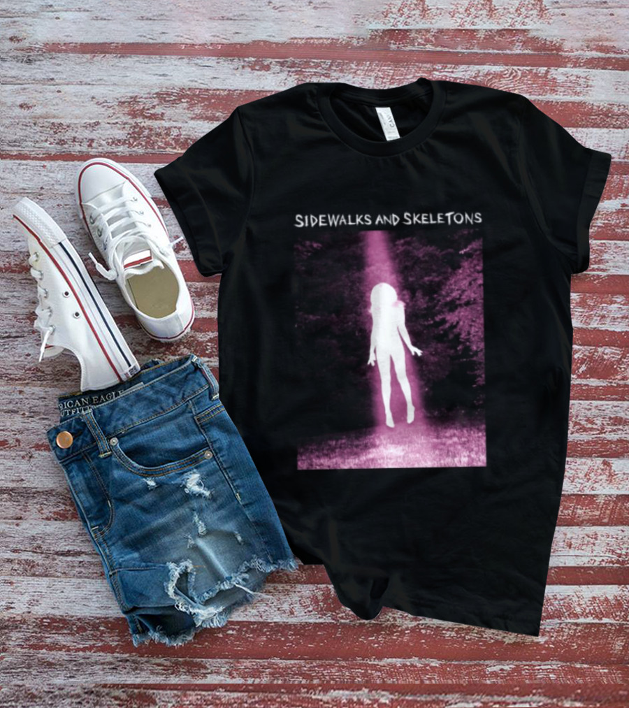 Sidewalks And Skeletons Goth Aesthetic Alien Abduction Vibes T-Shirt