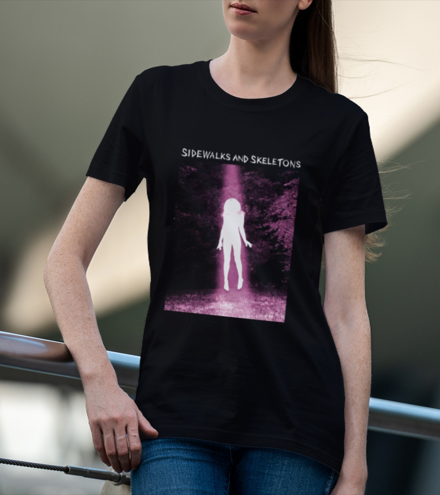 Sidewalks And Skeletons Goth Aesthetic Alien Abduction Vibes T-Shirt