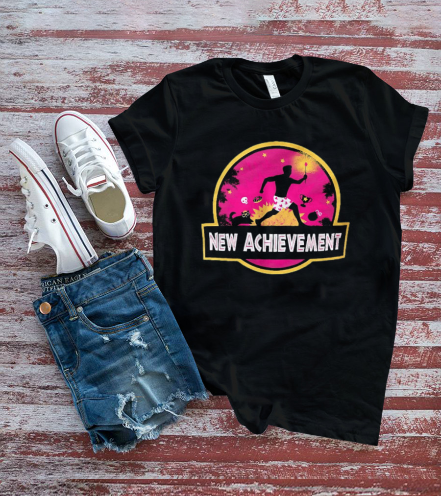New Achievement Gaming Gamer Video Game Silhouette With Cat And Trophy T-Shirt