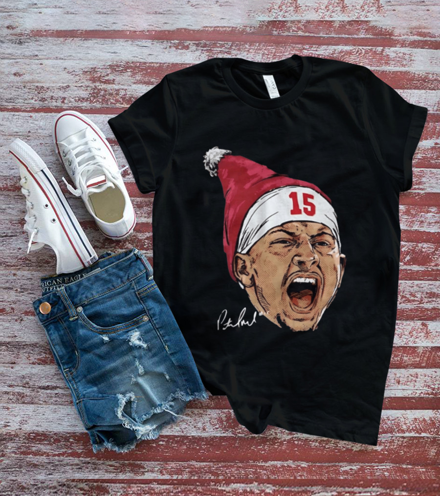 Pat Mahomes Screaming Face Red Santa Hat Number 15 Halftone Caricature T-Shirt