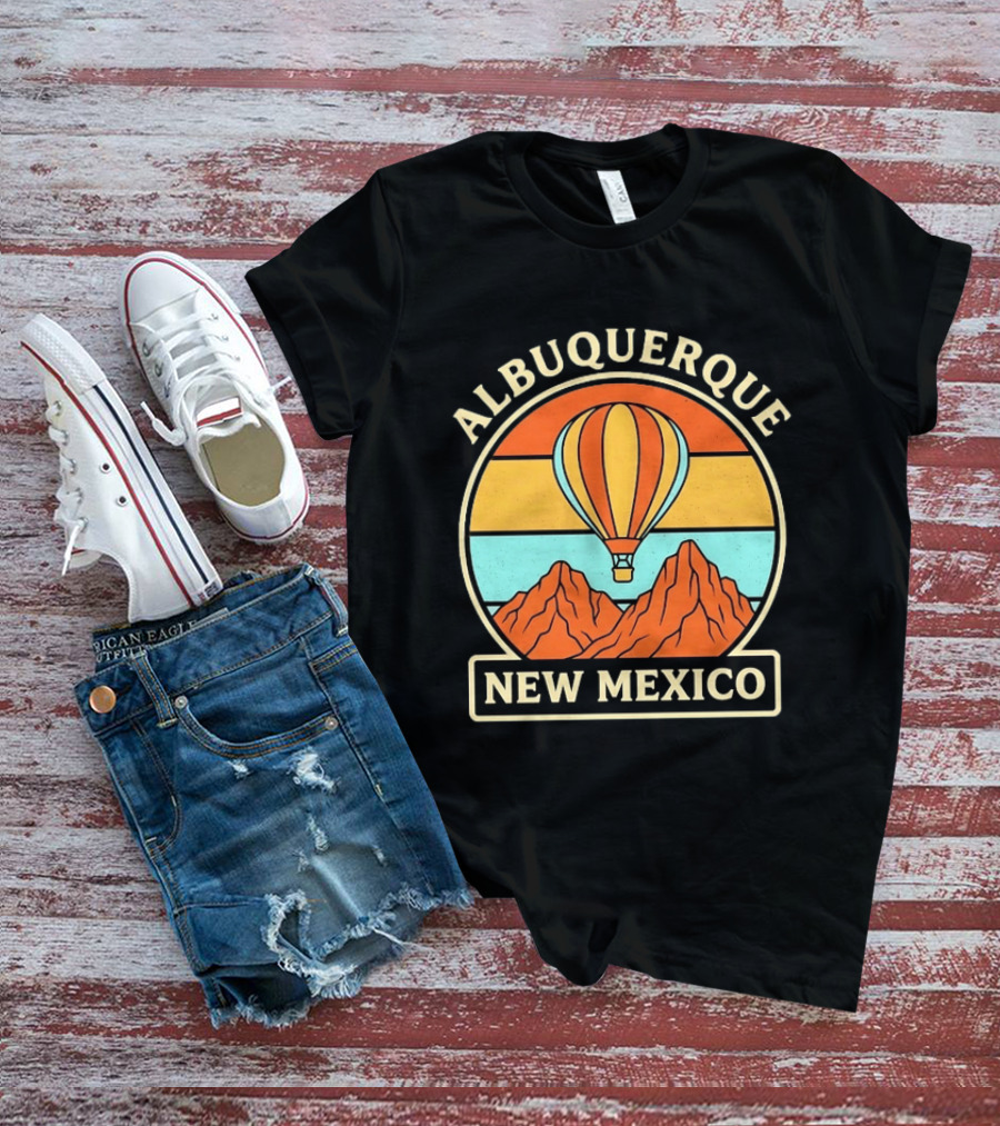 Albuquerque New Mexico Hot Air Balloon Over Mountains T-Shirt