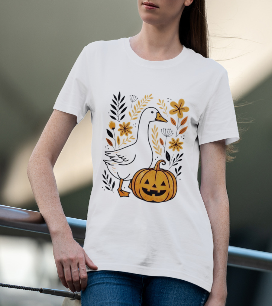 Pumpkin Jack O Lantern Goose Fall Farmhouse Floral Halloween T-Shirt