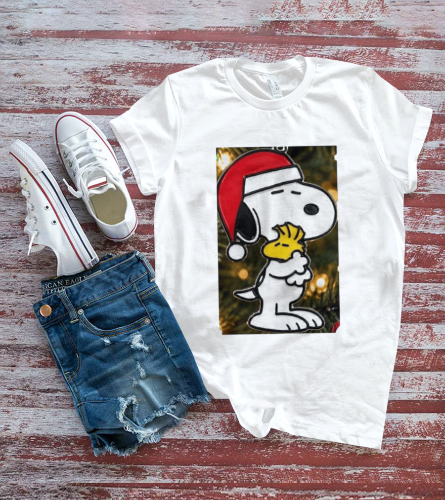 Snoopy Woodstock Christmas Hugging Best Holiday Gift Peanuts T-Shirt