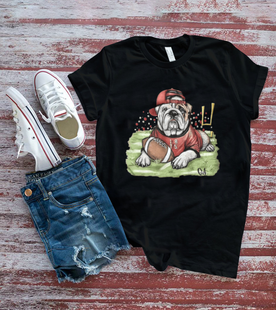 Georgia Bulldogs Football 1875 Bulldog With Cap And Football T-Shirt