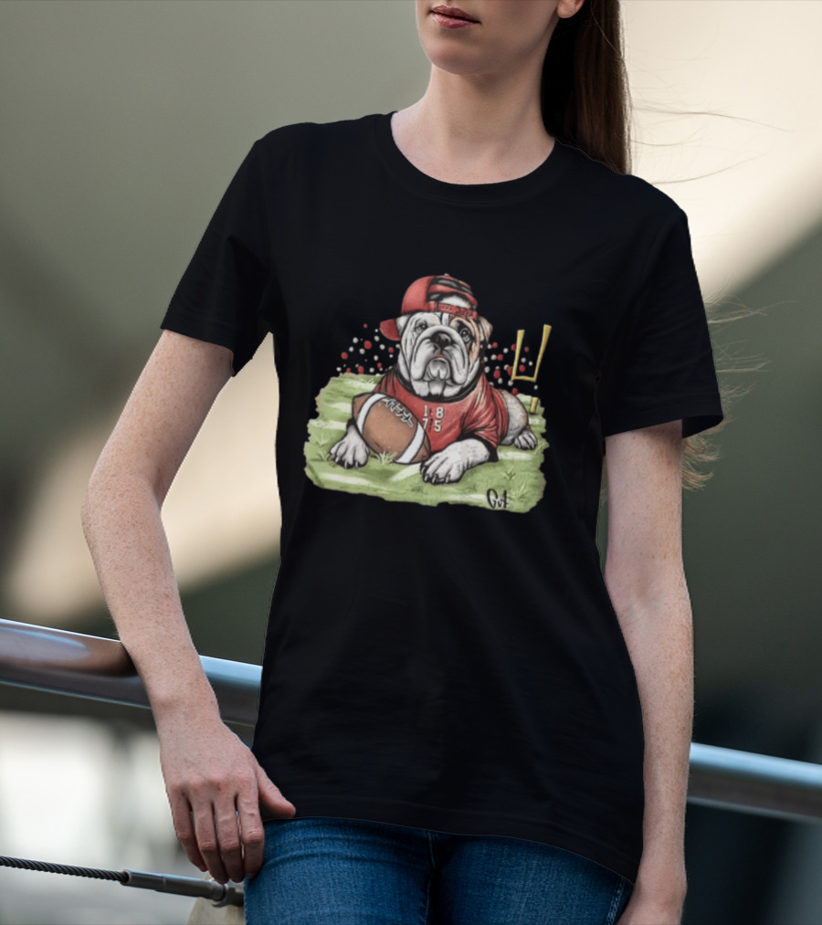 Georgia Bulldogs Football 1875 Bulldog With Cap And Football T-Shirt