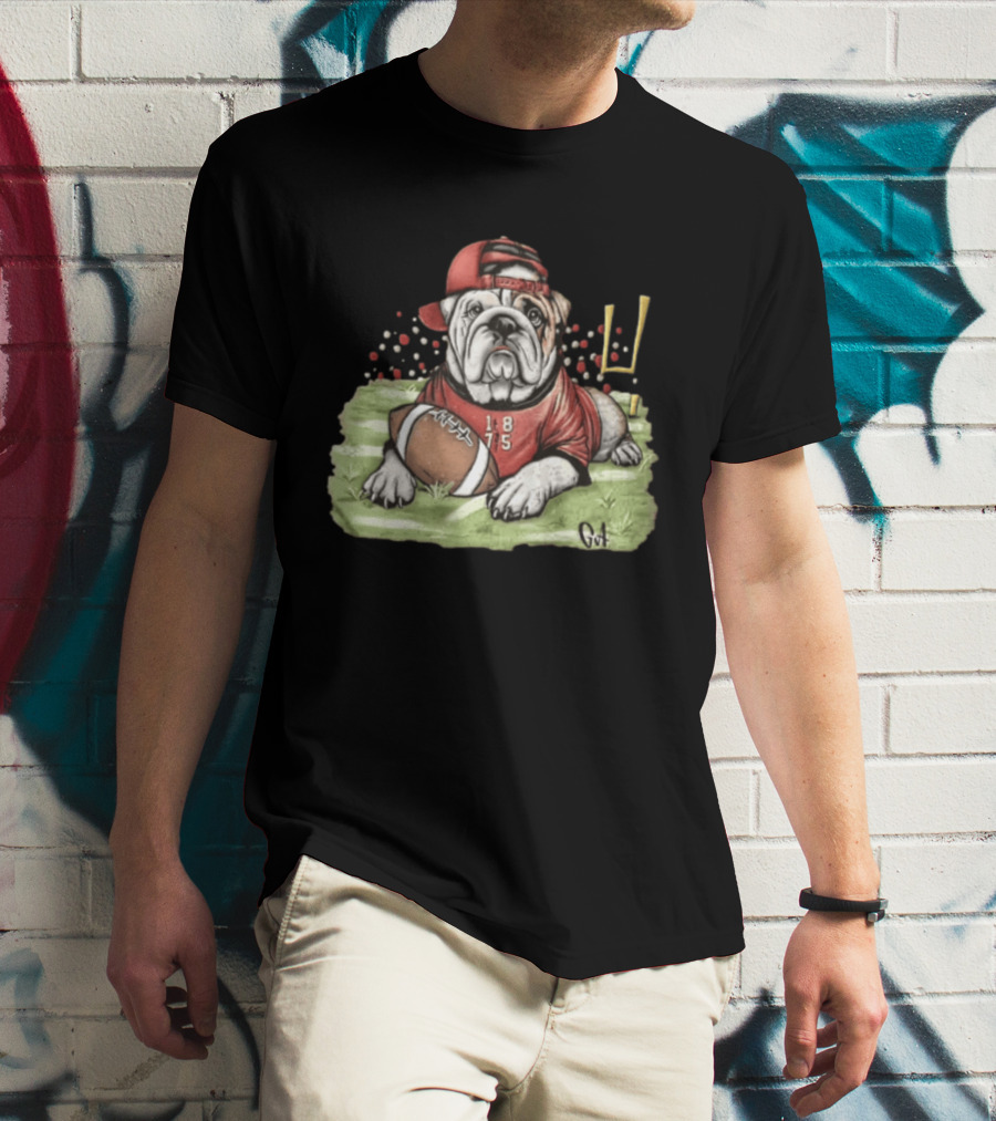 Georgia Bulldogs Football 1875 Bulldog With Cap And Football T-Shirt