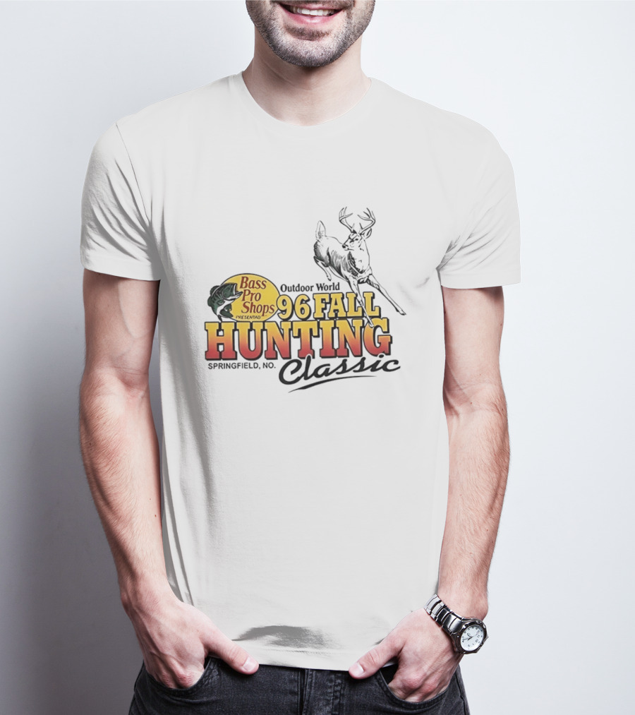 Bass Pro Shops Outdoor World 96 Fall Hunting Classic Springfield MO T-Shirt