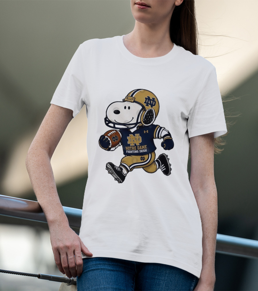 Snoopy Playing Football Notre Dame Fighting Irish ND Team Fan Gear T-Shirt