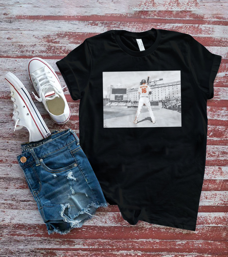 Baltimore Orioles Trey Mancini 16 Batting Camden Yards T-Shirt